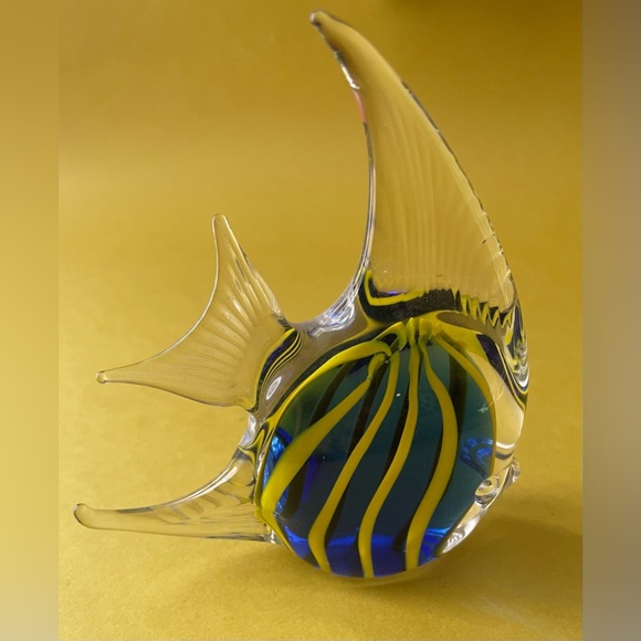 Glass Fish Figurine with Yellow and Blue Stripes - Picture 5 of 9
